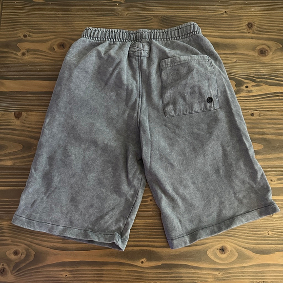 Boys ZARA Gray Cargo Shorts Size 10 Elastic Waist Black Zip Pockets Streetwear - Picture 4 of 5